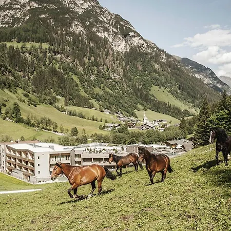 Feuerstein Nature Family Hotel Gossensass